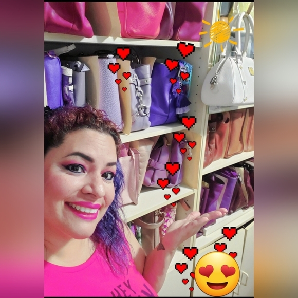 TAG ME SHOW LISTING 💜 - Picture 4 of 6